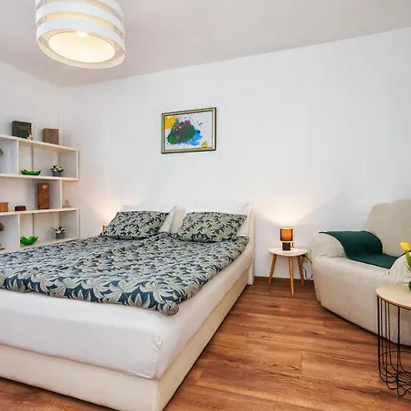 Apartament Neda