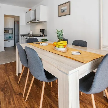 Apartment Neda